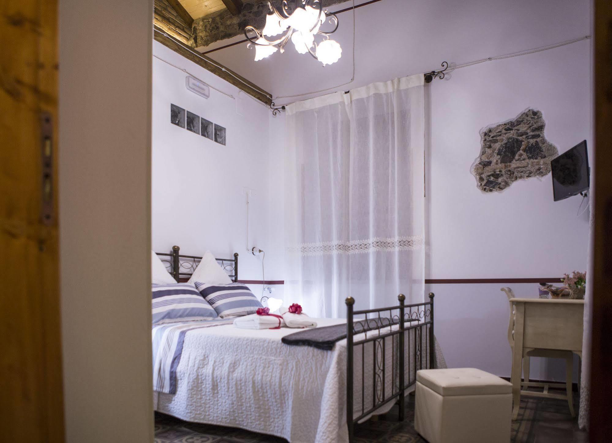 Villa Teresa Santa Teresa Di Riva Exterior foto
