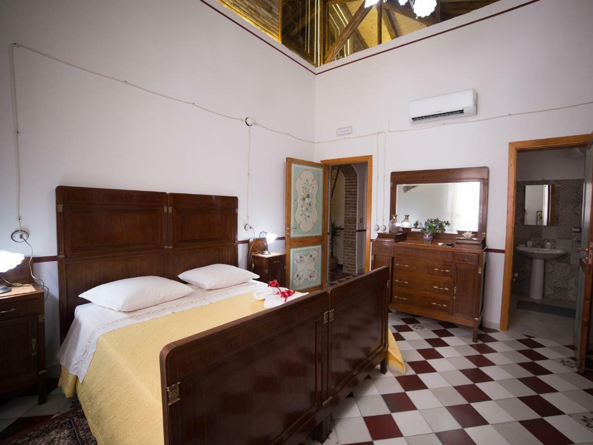 Villa Teresa Santa Teresa Di Riva Exterior foto
